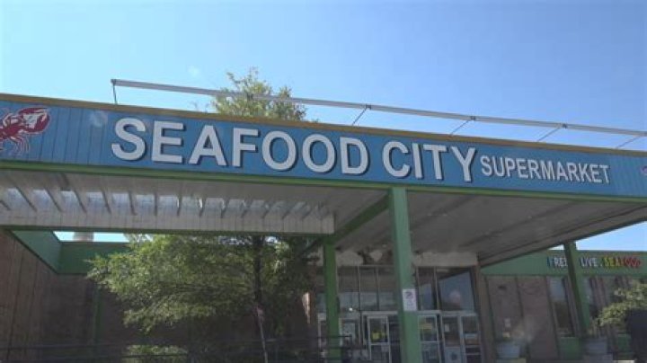 Missouri seafood market shuts down, leaves fish behind to rot