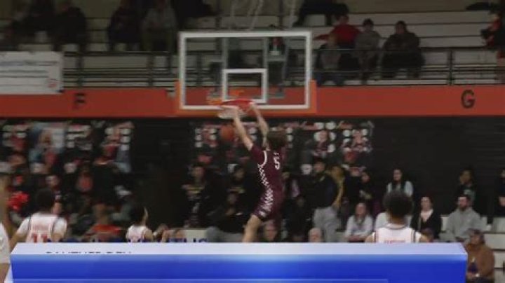 Moline wins 60-45 at UTHS