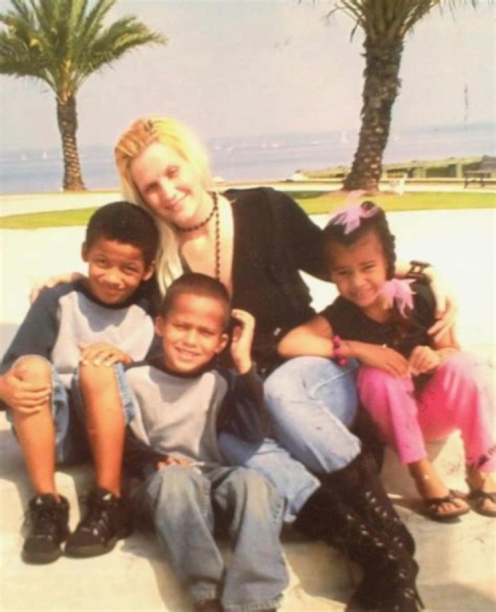 Mother Alana Davis Raised Him And Brother