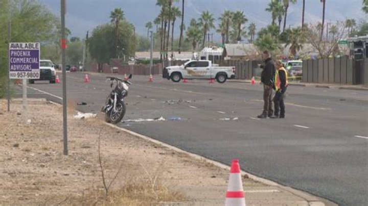 Motorcyclist dies in Friday crash on Locust Street