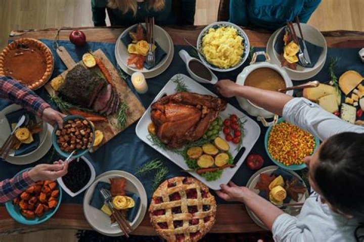 Mr. Thanksgiving serves thousands of holiday meals