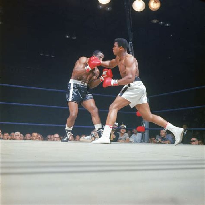 Muhammad Ali and Sonny Liston: The Controversial Fight Behind Their Iconic Boxing Photo