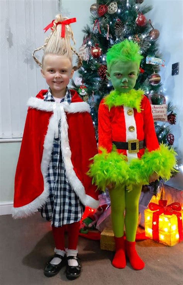 Mum makes incredible Grinch Christmas costumes for her kids for £4.99 and parents rave they’re the ‘best we’ve seen’