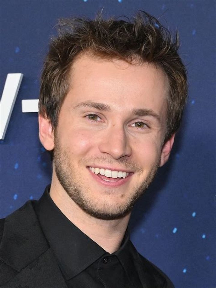 Nicholas Podany (Actor) Wiki, Biography, Age, Girlfriends, Family, Facts and More