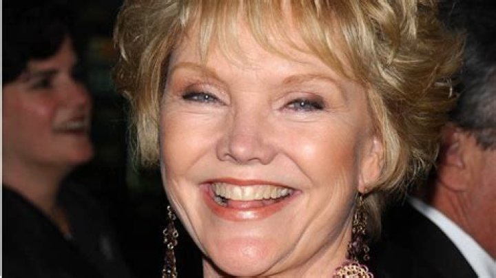 One Life to Live actor Amanda Davies, daughter of Erika Slezak dies at 42