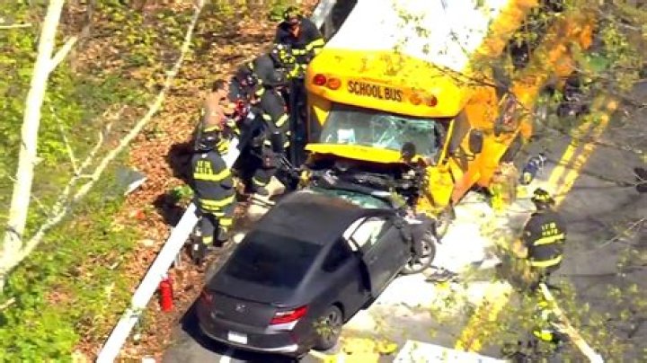 One person killed and others ‘trapped’ after bus crashes into branch of Halifax bank – The Sun