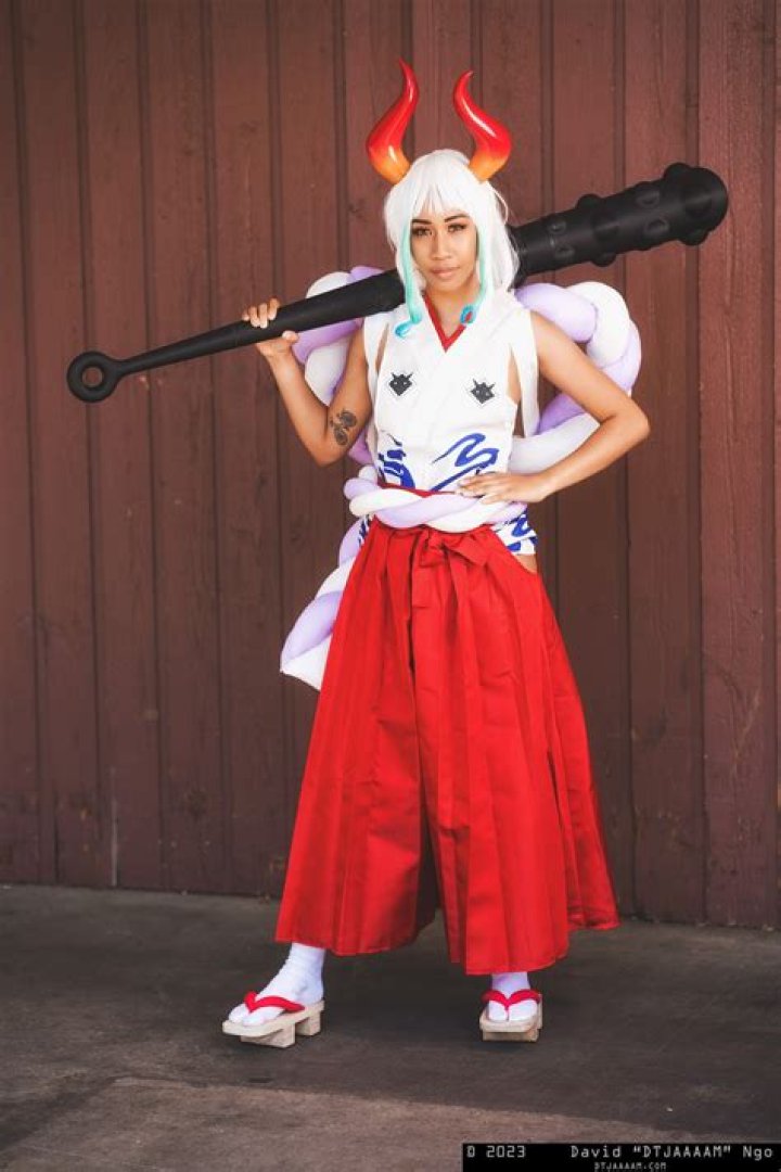 One Piece Cosplay Highlights Everyone's Favorite New Vice Admiral