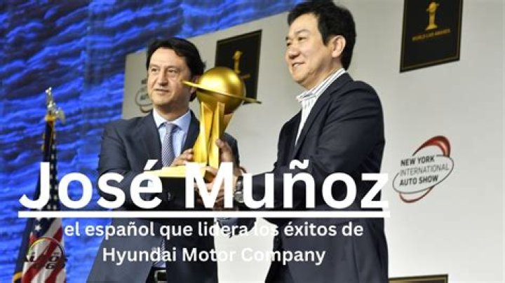 Oscar Munoz Net Worth (2024) | wallmine