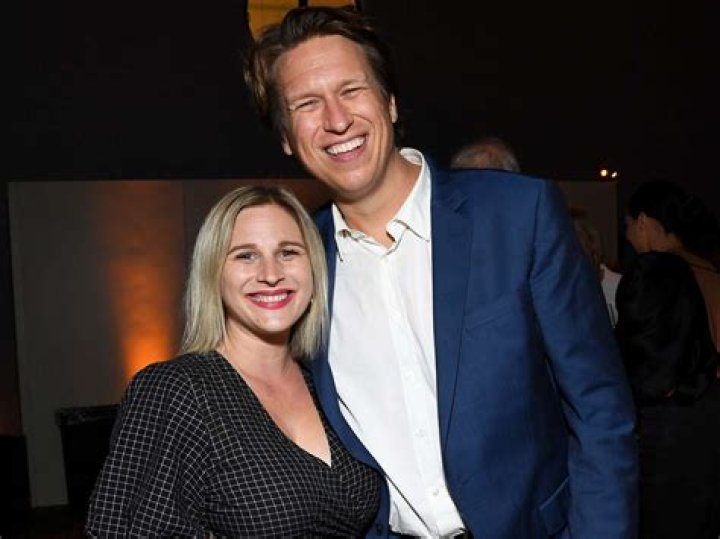 Pete Holmes' Wife: The Story Behind The Comedian's Marriage