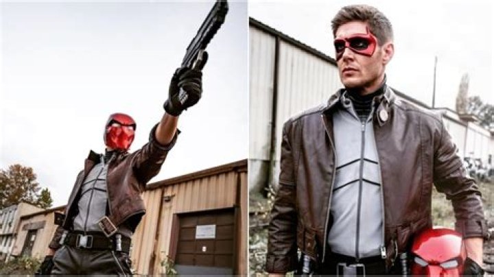 Photo of 'Supernatural's Jensen Ackles With Red Hood Costume Goes Viral