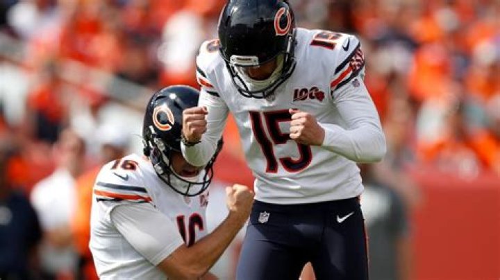 Pineiro’s 53-yard field goal lifts Bears past Broncos 16-14