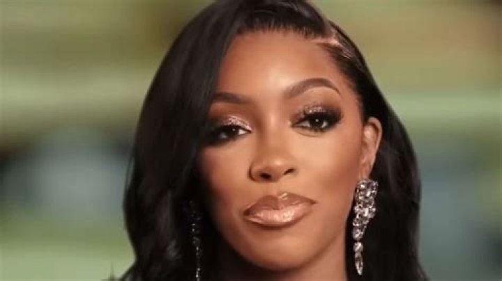 Porsha Williams heats up Costa Rica in trendy designer duds