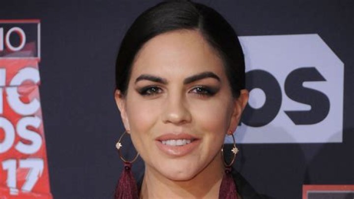 Pump Rules: Katie Maloney gives sneak peek at her new apartment