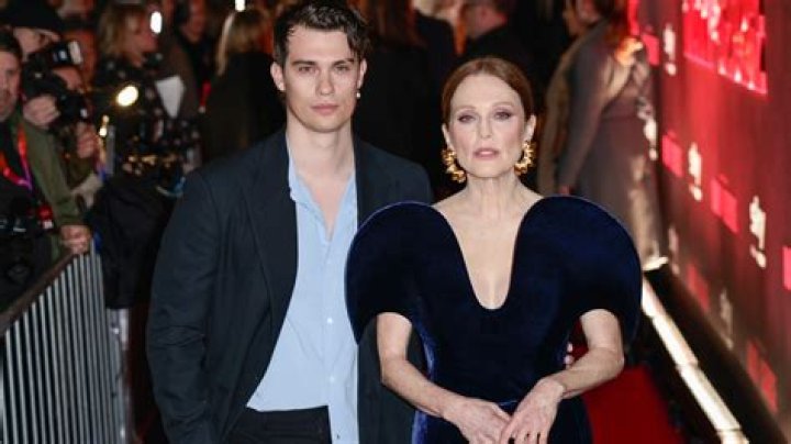 Q&A: Julianne Moore and Nicholas Galitzine set out to seduce a king in ‘Mary & George’