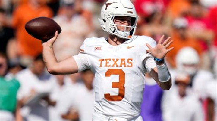 QB Quinn Ewers to return from shoulder sprain for No. 7 Texas and start against TCU