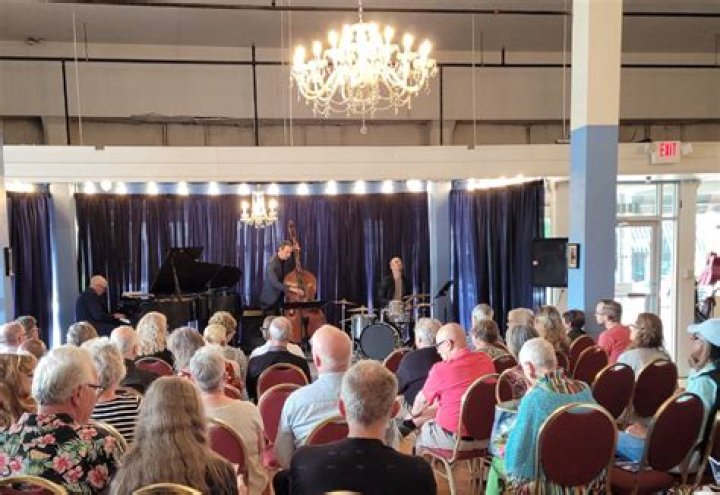 QC music business creates new Carnegie hall in Moline