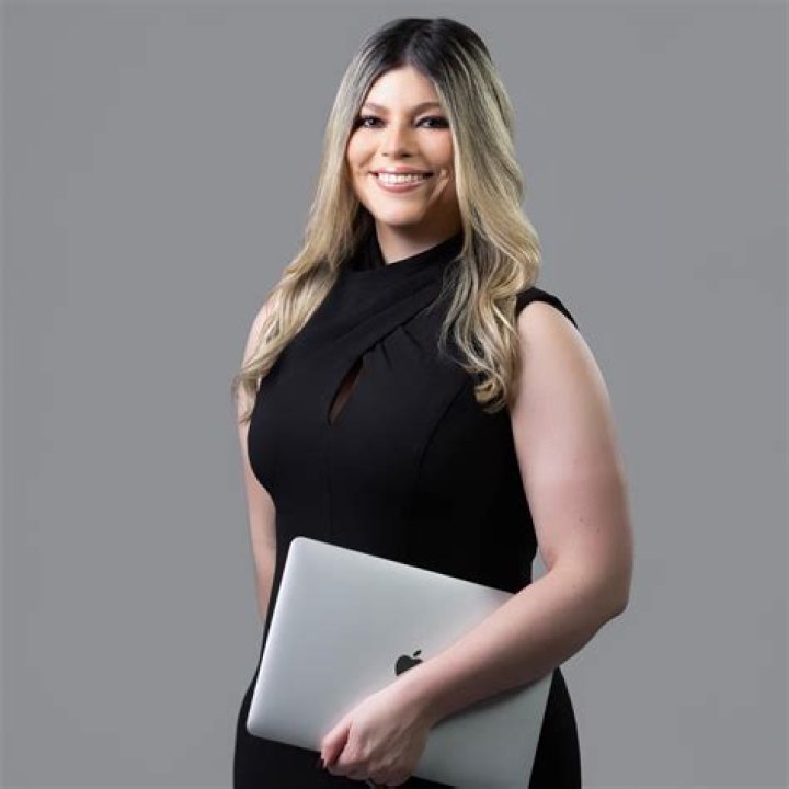 Real Estate agent Mariely Gonzalez from Selden dies tragically: obituary