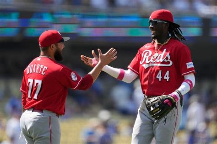 Reds beat Dodgers 9-0 on homers by De La Cruz and Votto, grab NL Central lead over Brewers