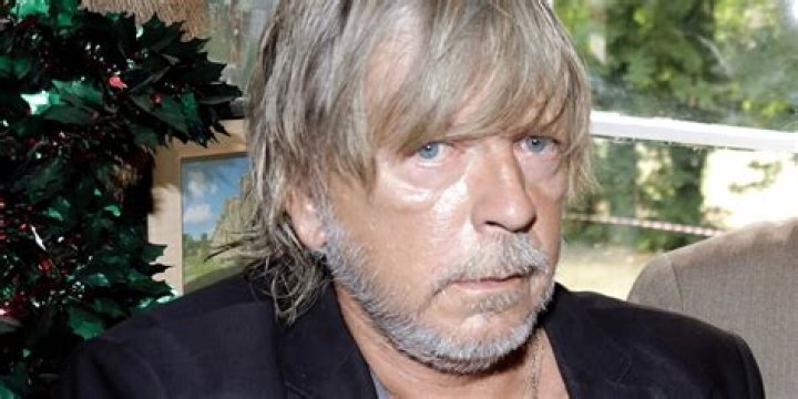 Renaud Pierre: Wiki, Bio, Age, Singer, Albums, Songs, Genres, Nationality