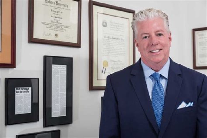 
Robert P Kelly
Net Worth
