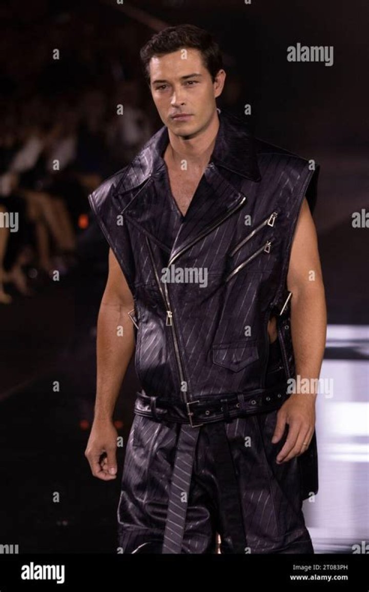 Roberto Lachowski: The Rise Of A Fashion Icon