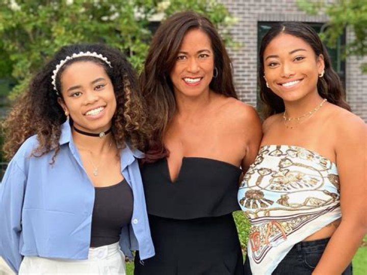 Ronde Barber Wife Claudia Barber: Married Life And Kids