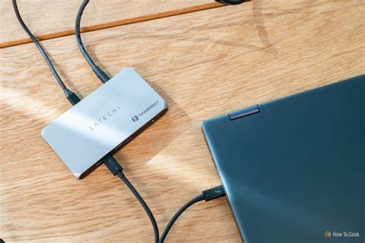 Satechi Thunderbolt 4 Slim Hub Pro Review: A Real Space-Saver