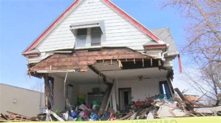 Semi crashes into house; homeowner says it ‘was like a nightmare’
