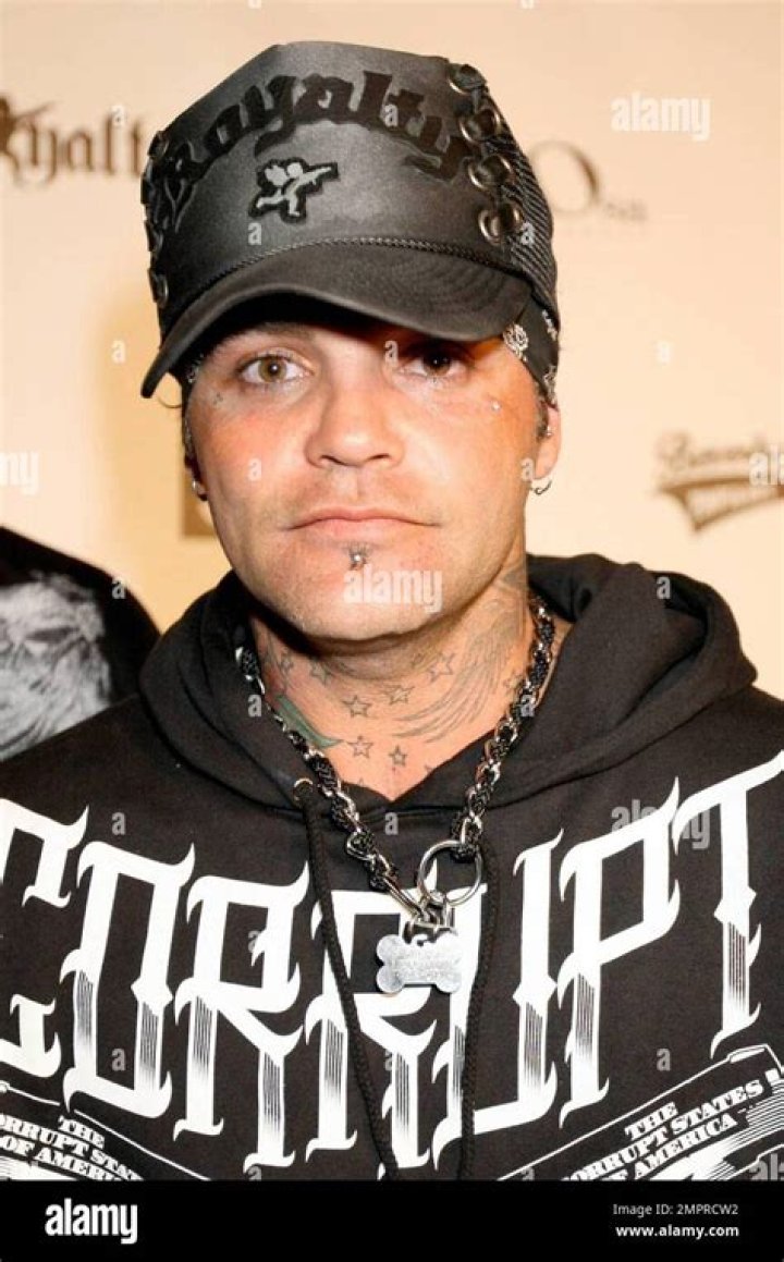 Seth Binzer Wiki, Biography, Net Worth, Age, Family, Facts and More