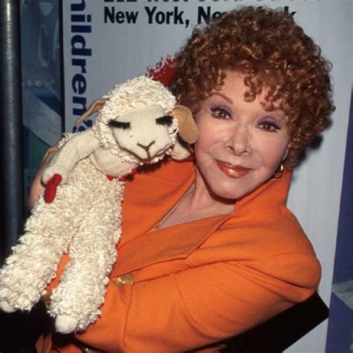 Shari Lewis - Lamb Chop, Show & Age