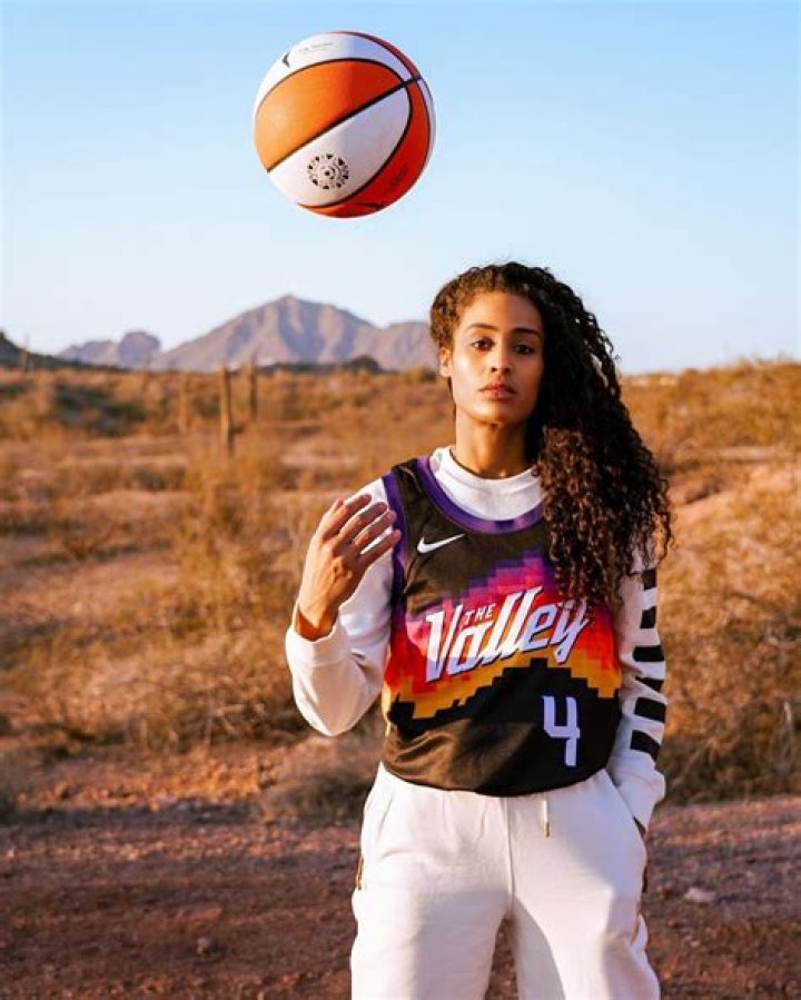 Skylar Diggins-Smith [2023 Update]: Kids & Net Worth