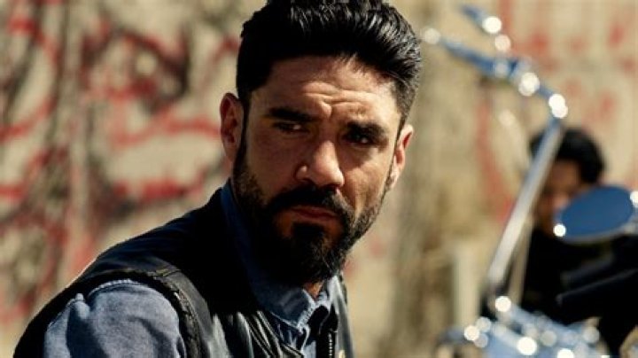 Sons of Anarchy and Mayans M.C. fans are being targeted by celebrity impersonators on social media