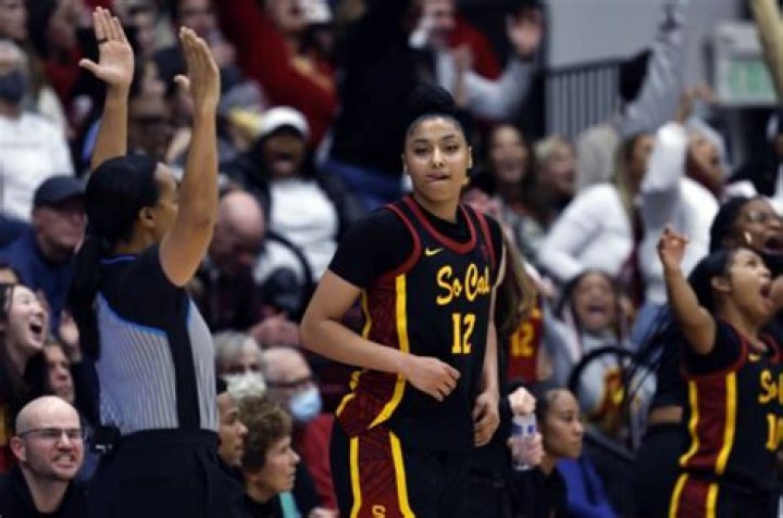 Southern California jumps to 7th in women’s AP Top 25. South Carolina is still unanimous No. 1
