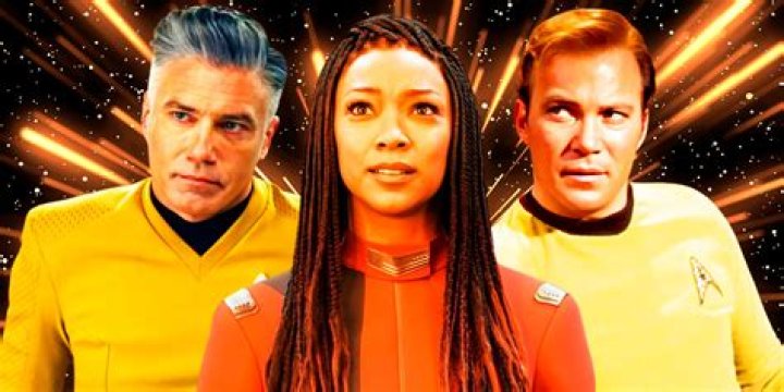 Star Trek 4 Star Zoe Saldana Speaks Out on Making New Film Without Anton Yelchin