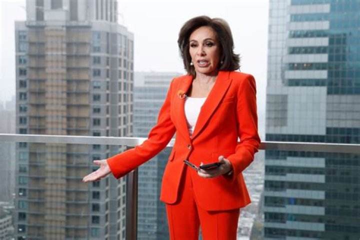 Stephanie L. Ferris Net Worth (2024)