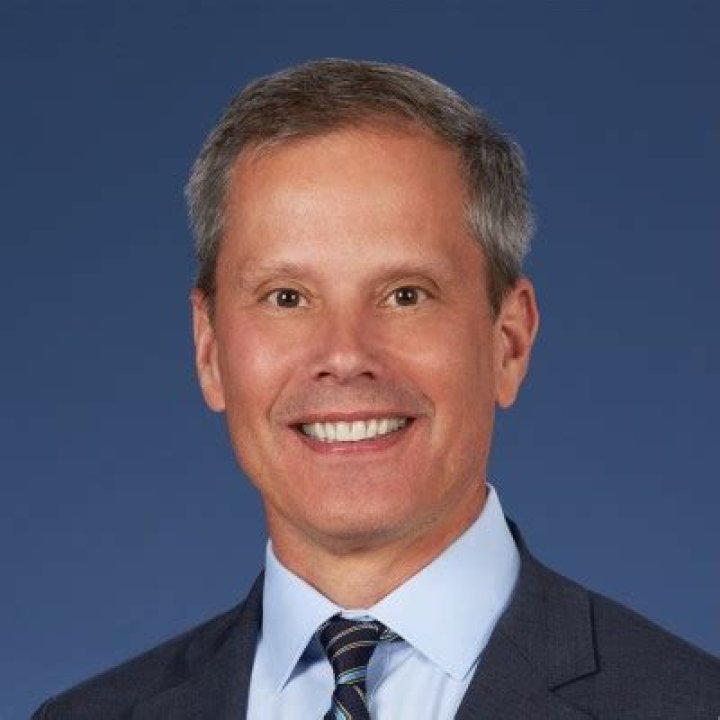 
Steven Hedlund
Net Worth
