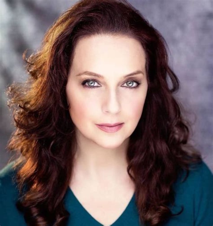 Suanne Braun Biography, Wiki, Net Worth, Husband, TV Host Career