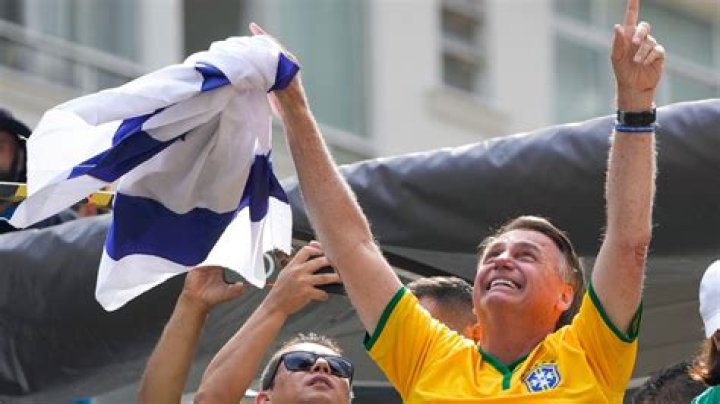 Supporters of Brazil’s Bolsonaro stage huge demonstration to defend him amid investigations