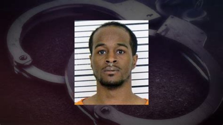 Suspect hid in Davenport Walmart, ran from officers, police allege