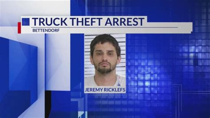 Suspect steals truck in Bettendorf, returns it, hops barbed-wire fence, police allege