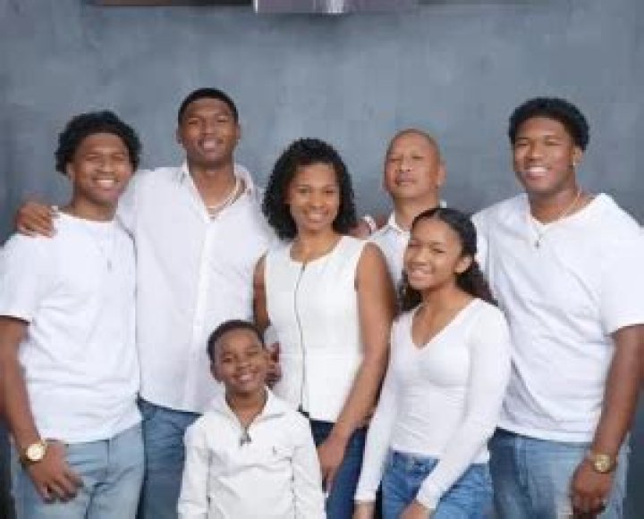Taisun Phommachanh (Georgia QB) Parents Comes From An Eccentric Background