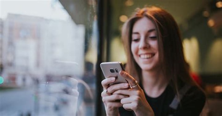 Tapdat Is The New Dating App That Will Help You Get Straight To The Point & Cut Any Awkward Chats