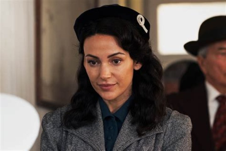 Ten Pound Poms cast | Full list of actors and characters in BBC drama