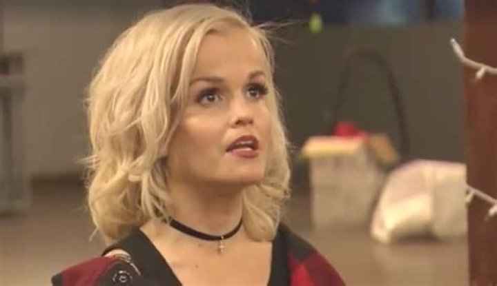 Terra Jole brands her and Emily Fernandez’s bar a ‘disaster’ on Little Women: Dallas