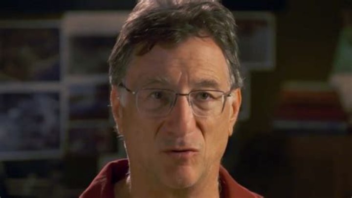 The Curse of Oak Island: A baffling artifact and a new tunnel keeps the team guessing
