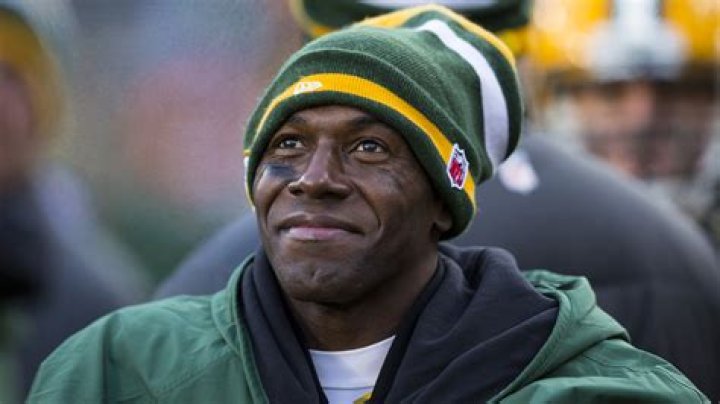 The Cute Gummy Bear Commercial Donald Driver Mentions On Instagram, Explained