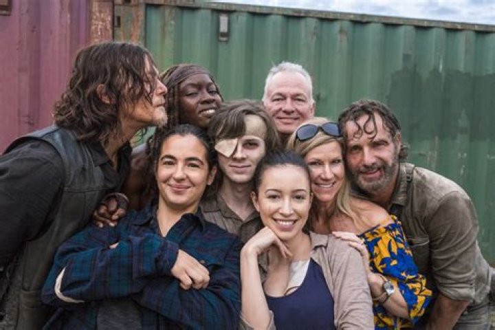The Walking Dead Season 8 Cast Photos Revealed