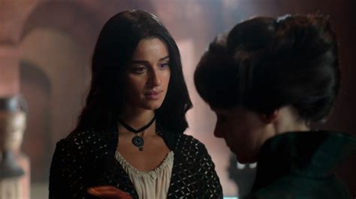 The Witcher's Anya Chalotra Gained More Body Confidence Through Playing Yennefer