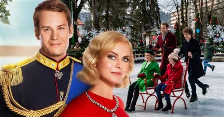 Things Only Adults Notice In Netflix's Christmas Prince Franchise
