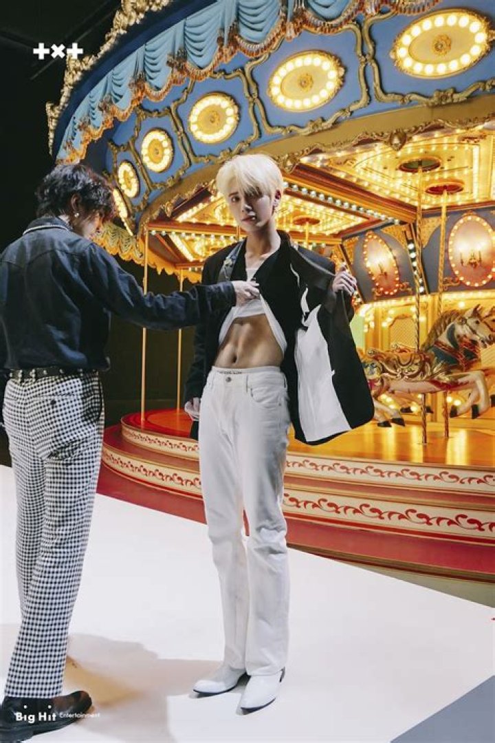 THROWBACK: When TXT’s Taehyun fractured his finger while during the filming of a variety show